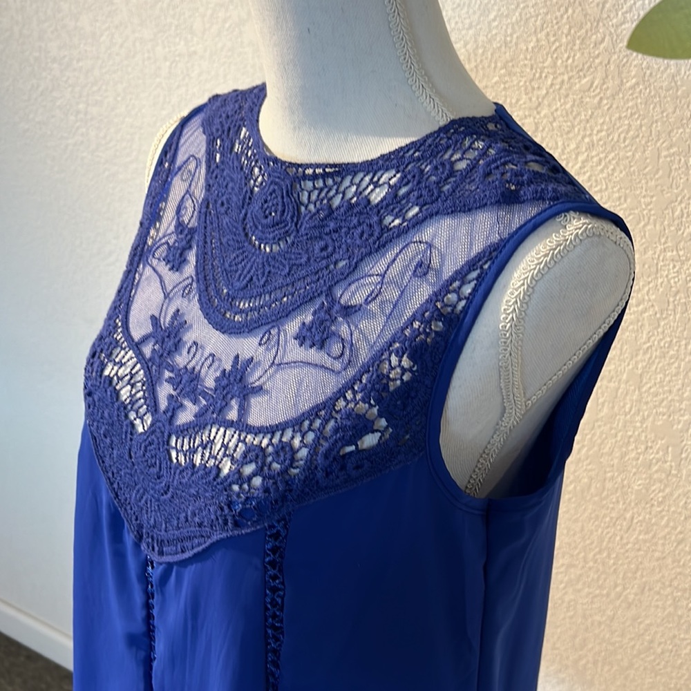 Blue Dress - Picture 3 of 7